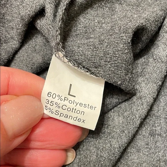 Charcoal Graphic Tank Top with Leopard and Flag Design - Picture 4 of 6